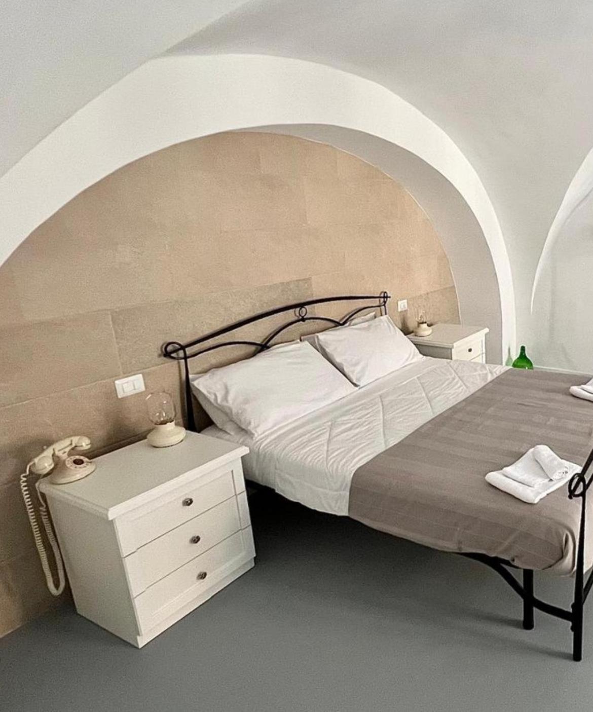 Suite White Dome 巴里 外观 照片